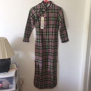 Check Chinese traditional dress -Qipao